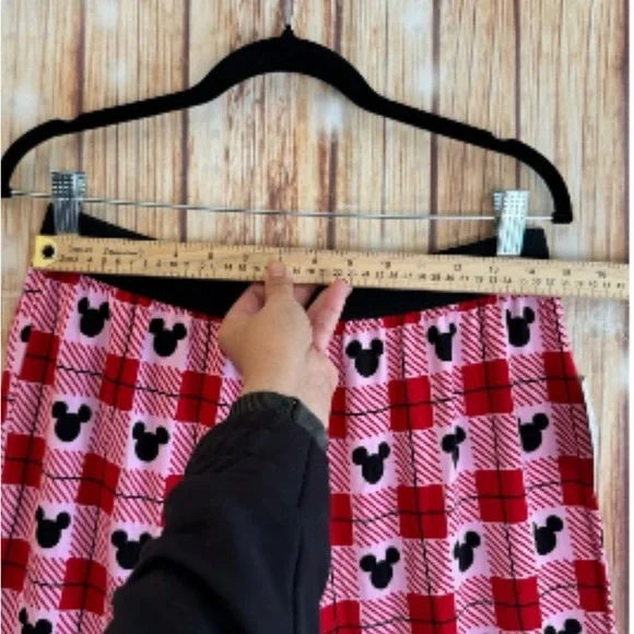 NWT Disney x Forever 21 collection Mickey Mouse pj set women’s size M - Picture 6 of 12